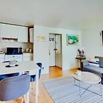 Gare Montparnasse 1 Mins ,Fantastic Emplacement ,Near To Louvre Meusm And Eiffel Tour